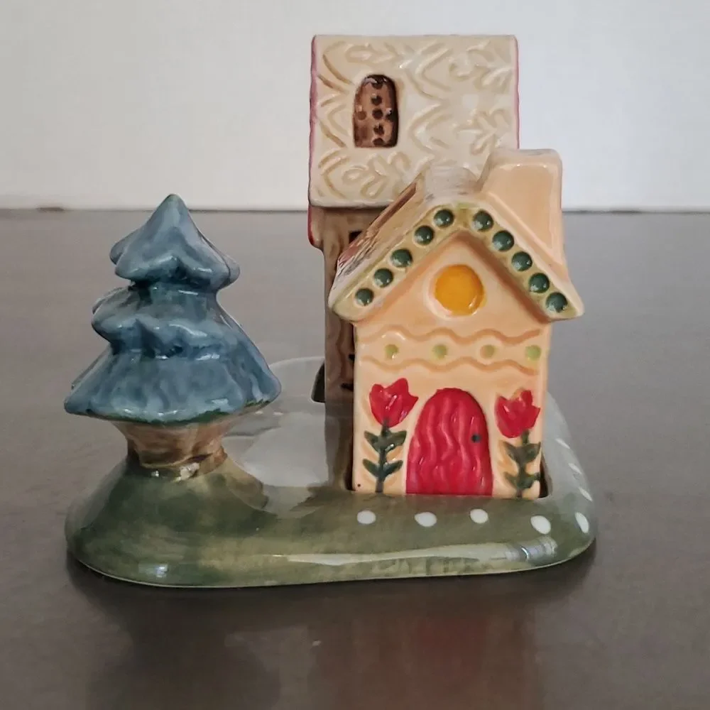 Anthropologie Nathalie Lete Cottage Salt & Pepper Shaker Set Holiday Village